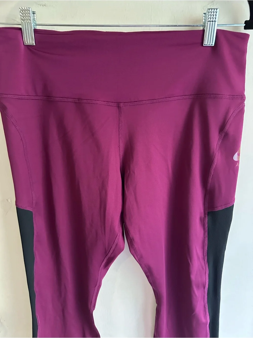 Nike Air Dri-FIT Women’s Large Running Leggings Purple Black Mesh Zip Pockets